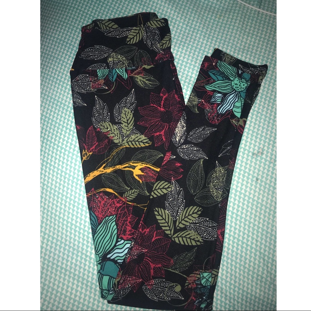 LULAROE OS LEGGINGS (NWOT)